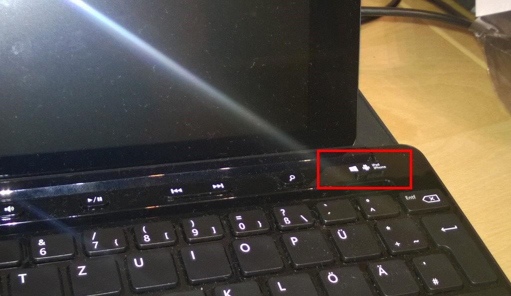 Wolfgang Ziegler Making a Microsoft Universal Mobile Keyboard work on